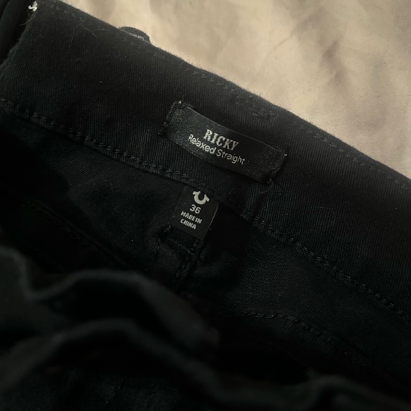 True Religion Ricky Relaxed Straight Black Denim - Picture 2 of 5
